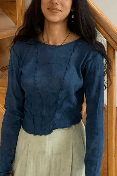 indigo dyed top cotton tiny pores knit relaxed fit stretchable lightweight sustainable brand natural colour breathable