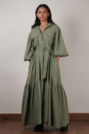 Green, soft breathable fabric, shirt dress, relaxed fit, classic style, waist belt, customisable look