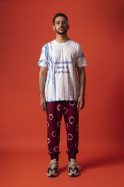 Front full length view of unisex colonisation was a start-up tee in 100% cotton (male model)