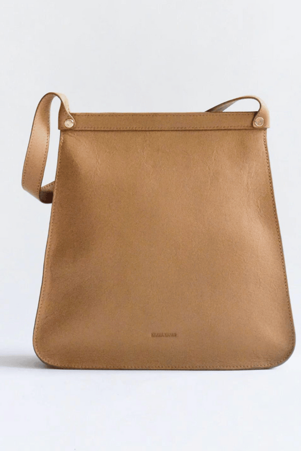 Sand leather brown sustainable hand bag