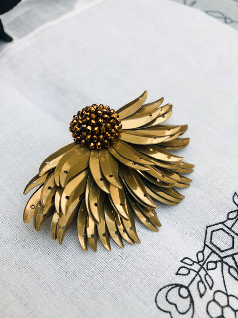 Gold Marguerite Earrings