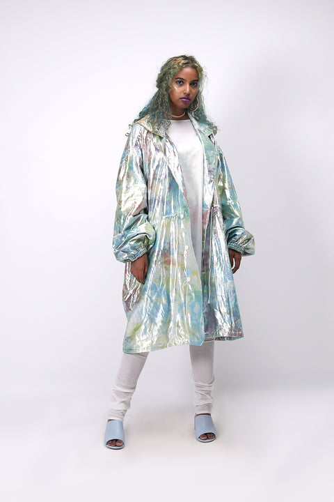 Front-side of unisex shimmy shimma trench in lurex